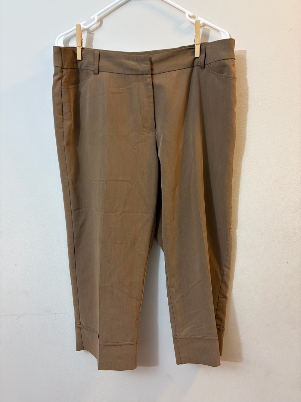 Ingredients Womens Size 14 Tan Khaki Cuffed Capri Pants Cropped Dress Trousers